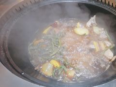 -锅老头海鲜铁锅炖