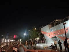 -滨江攀岩