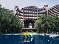 -三亚湾海居铂尔曼度假酒店