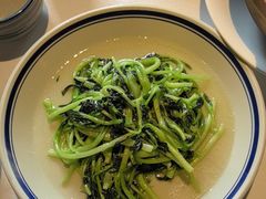 -八府香鸭·啫啫煲(华山路店)