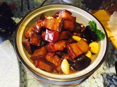 腊八肉惑-慢丽江·云南野生菌土鸡锅(西山店)