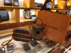 -LV路易威登(德基广场店)