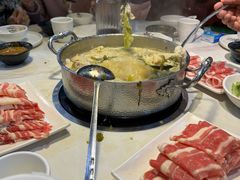 -德林酸菜鱼火锅(南丹店)