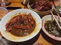 -琥珀老六龙虾(四里河店)