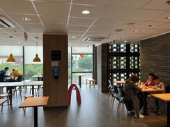 大堂-麦当劳(江滨北路得来速餐厅)