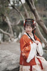 -汉仪华裳汉服馆(打浦桥店)