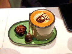 -潮一不贰·法式甜品·生日蛋糕·西式简餐(外滩店)