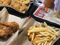 -肯德基(洛川店)