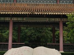-英雄广场