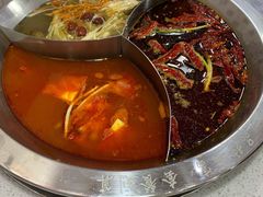 艳红酸辣三拼锅-陳艳红火锅(港汇店)