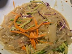 -关东小磨东北菜(上海长风大悦城店)