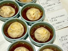 -馋三尺蟹粉小笼(人民广场店)