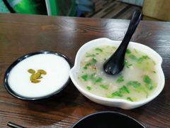 -陈老斯呼尔嗨吃烧烤(科巷店)