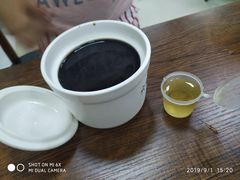 -六姑龟苓膏糖水卤水店