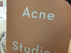 -Acne Studios(芮欧百货店)