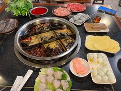 -邓莽子老火锅(中兴路总店)