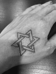 -墨無界刺青TATTOO