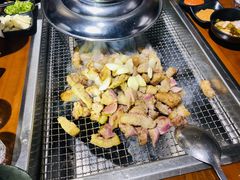 -肉甲韩国木炭烤肉(新壹街1店)