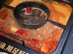 -老牌坊云南鱼豆花火锅(哈西万达店)