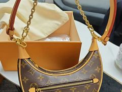-臻新二手奢侈品回收鉴定(塘桥店)