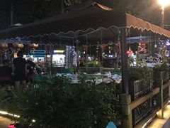 -二厨·吊桥小院·脆皮烧鸡公·本地农家菜(沿江西路店)