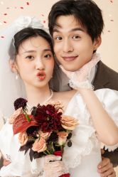 -蒙太奇婚纱摄影(万达店)