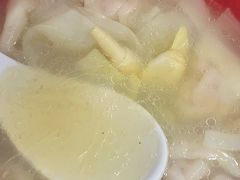 -继红顺河抄手名小吃