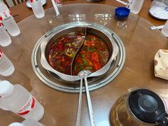 鸳鸯锅-佳荣老五生态牛肉馆