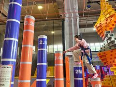 -嗨翻Hi-Fun竞技主题乐园·蹦床亲子生日轰趴(国光1937店)