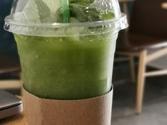 -WOW coffee