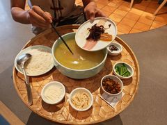蒙自过桥米线-一坐一忘云南菜(嘉里中心店)