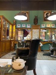 -小戈男士复古理发馆barber shop