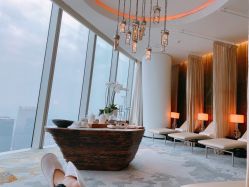 点击看大图 -广州四季酒店·花水疗中心·高空Spa