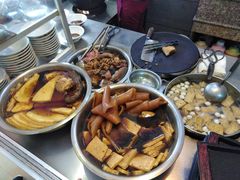 -松树干拌面店