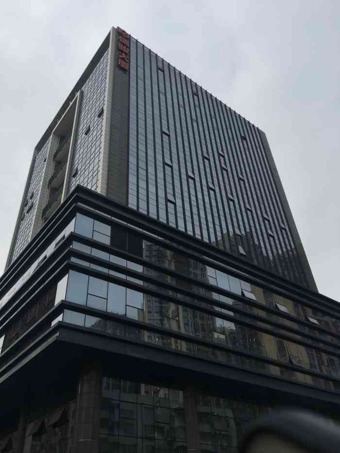 儒骏大厦-"6015这个大厦最近的公交车站是坂田医院站(.