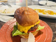 -LESCEDARS Brasserie Bistro香柏树