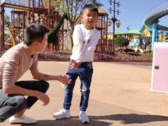 -七彩云南欢乐世界