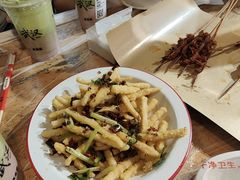 -郑记•不夜城烧烤•龙虾•虾蟹(黄鹤楼店)