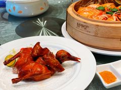 -景月阁空中食府(希尔顿酒店)