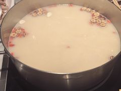 -尚尚仙·酸汤猪手·猪肚鸡火锅(华联万柳购物中心店)