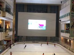 -冰纷万象滑冰场(二七万象城店)