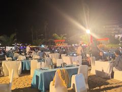 -亚龙湾希尔顿自助餐厅·海鲜·烧烤·沙滩BBQ·现场乐队