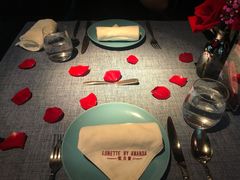 -弦月窗LUNETTE BY AMANDA(复兴路店)