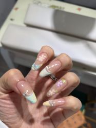 -晨·艺美甲美睫