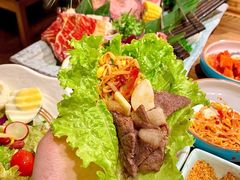 -明洞阿姨·韩式酱蟹烤肉·创意料理(三元桥店)