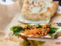 虾虎哈饼-地二手作鱼汤馄饨(上街里店)