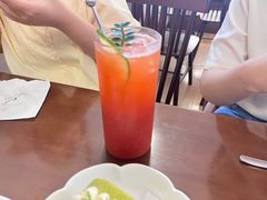 草莓山楂饮-Ten Olives甜点