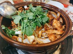 -胡须佬鸡煲四季火锅(龙珠大道店)