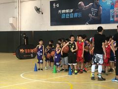 -呈康体育青少年篮球培训班(虹口店)