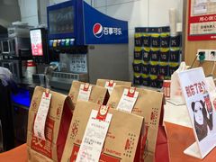 -塔斯汀中国汉堡(白云京溪地铁站店)